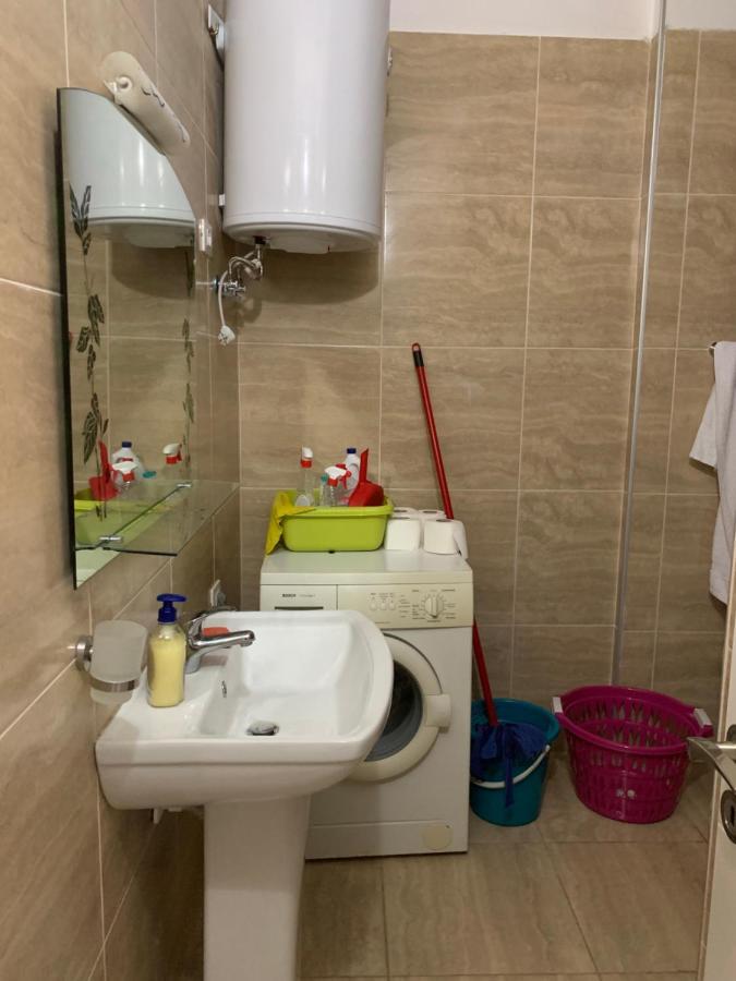 Duki'S Apartments 奥里库姆 外观 照片